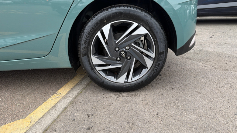 Hyundai i20 1.0T GDi 48V MHD SE Connect 5dr Petrol Hatchback